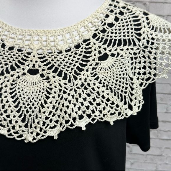 Vintage Crochet Ecru Beige Ivory Lace Collar 22 in X 7 in - Picture 4 of 9